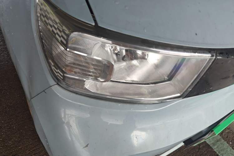 Used Wuling Hongguang MINIEV 2022 Macaron Premium Model – Lithium Iron Phosphate Right Front Headlight