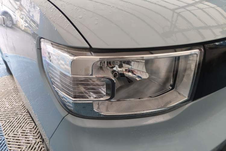 Used Wuling Hongguang MINIEV 2022 Zizai Version Lithium Iron Phosphate Right Front Headlight