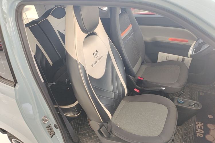 Used Wuling Hongguang MINIEV 2022 Zizai Version Lithium Iron Phosphate Right Front Seat