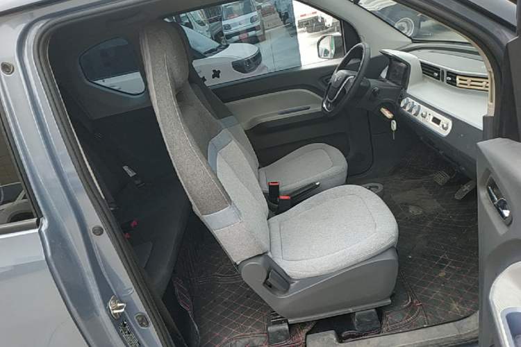 Used Wuling Hongguang MINIEV 2022 Macaron Premium Model – Lithium Iron Phosphate Right Front Seat