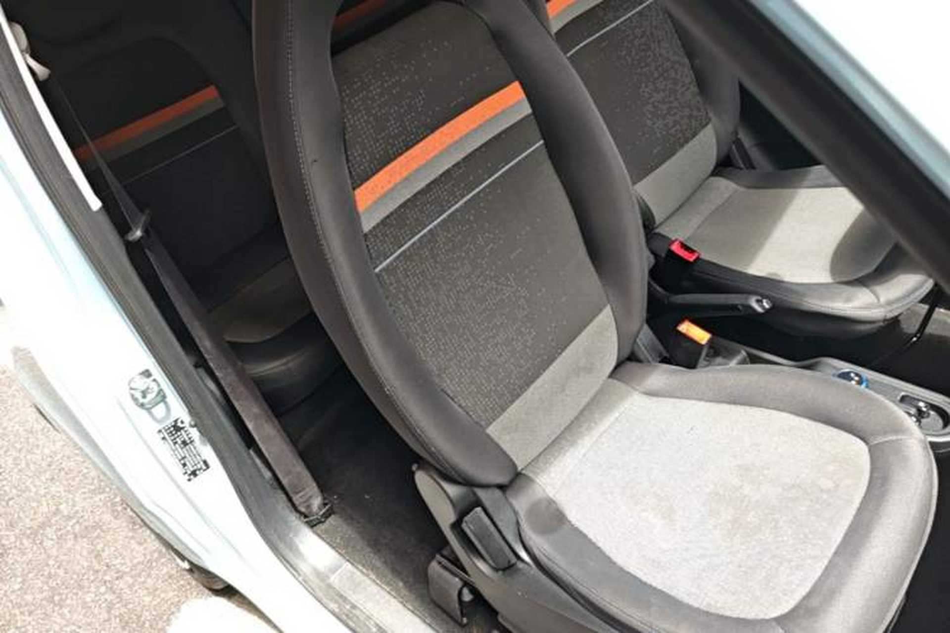Used Wuling Hongguang MINIEV 2022 Zizai Version Lithium Iron Phosphate Right Front Seat