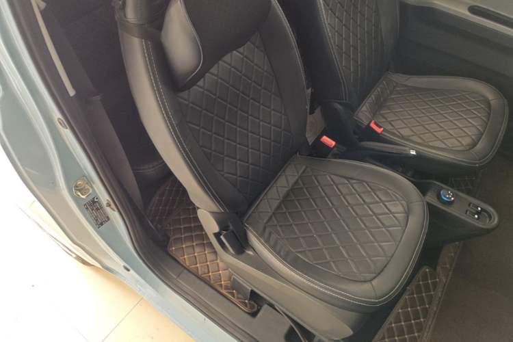 Used Wuling Hongguang MINIEV 2022 Easy Version Lithium Iron Phosphate Right Front Seat