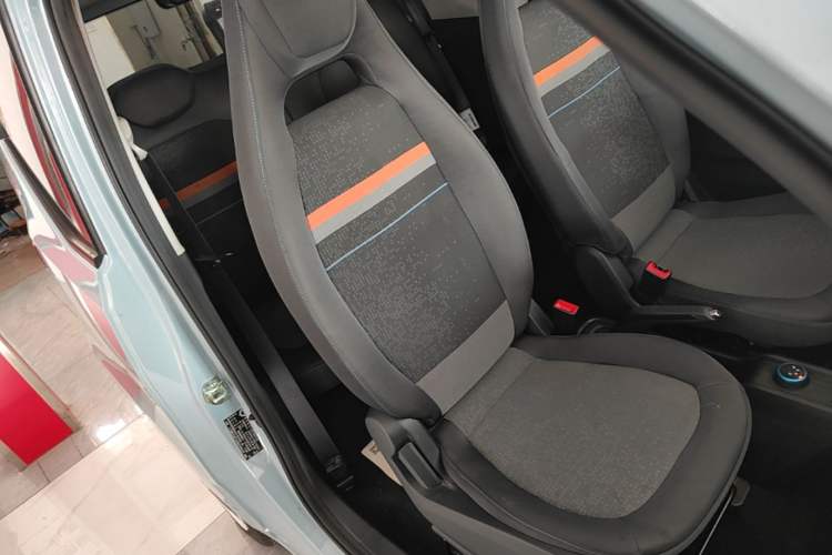 Used Wuling Hongguang MINIEV 2022 Zizai Version Lithium-NMC Right Front Seat