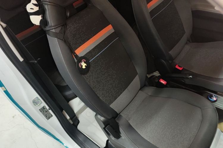 Used Wuling Hongguang MINIEV 2022 Zizai Version Lithium Iron Phosphate Right Front Seat