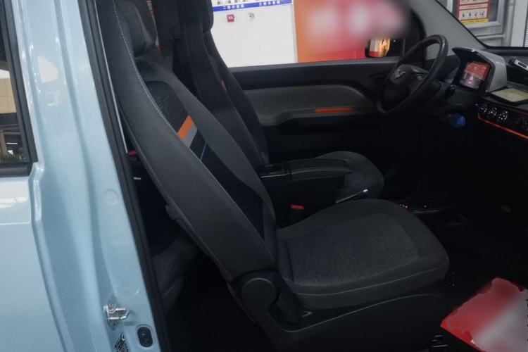 Used Wuling Hongguang MINIEV 2022 Macaron Premium Model – Lithium Iron Phosphate Right Front Seat