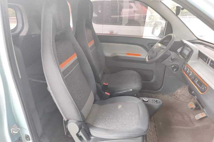 Used Wuling Hongguang MINIEV 2022 Easy Version Lithium Iron Phosphate Right Front Seat