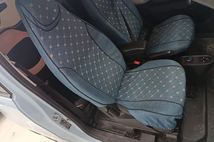 Used Wuling Hongguang MINIEV 2022 Zizai Version Lithium Iron Phosphate Right Front Seat