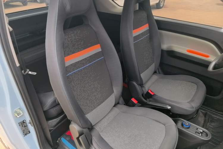 Used Wuling Hongguang MINIEV 2022 Easy Version Lithium Iron Phosphate Right Front Seat