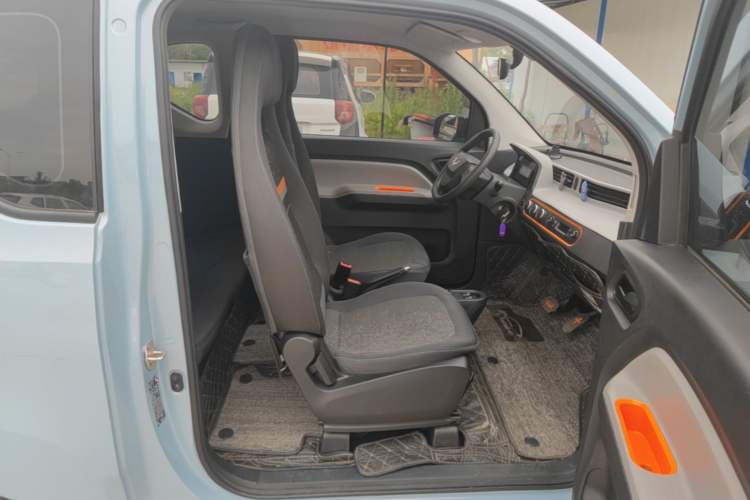 Used Wuling Hongguang MINIEV 2022 Zizai Version Lithium-NMC Right Front Seat