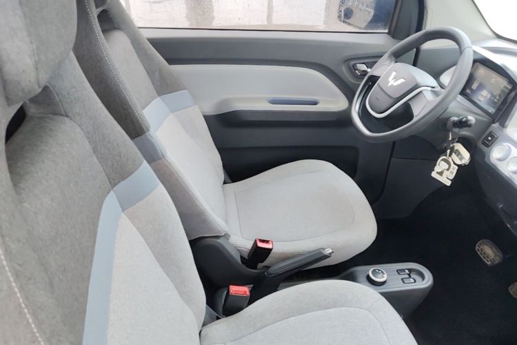 Used Wuling Hongguang MINIEV 2022 Macaron Premium Model – Lithium Iron Phosphate Right Front Seat