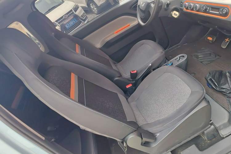Used Wuling Hongguang MINIEV 2022 Macaron Premium Model – Lithium Iron Phosphate Right Front Seat
