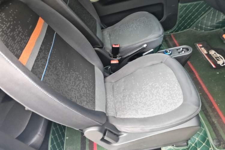 Used Wuling Hongguang MINIEV 2022 Zizai Version Lithium-NMC Right Front Seat