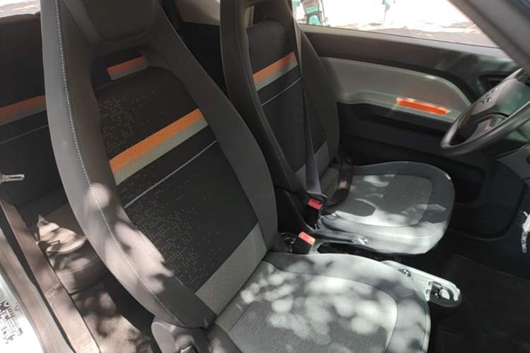 Used Wuling Hongguang MINIEV 2022 Enjoy Edition Lithium-Ion Battery Right Front Seat