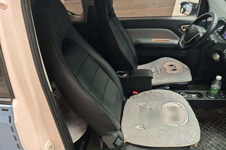 Used Wuling Hongguang MINIEV 2022 Macaron Premium Model – Lithium Ternary Battery Right Front Seat