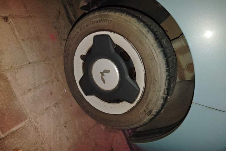 Used Wuling Hongguang MINIEV 2022 Enjoy Edition Lithium Iron Phosphate Right Front Wheel Hub