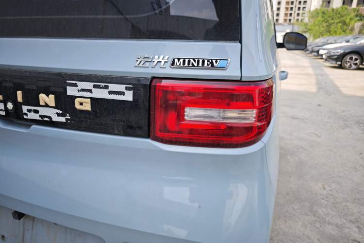 Used Wuling Hongguang MINIEV 2022 Easy Version Lithium Iron Phosphate Right Rear Taillight