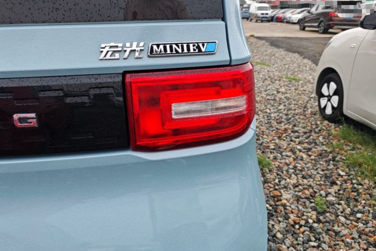 Used Wuling Hongguang MINIEV 2022 Zizai Version Lithium-NMC Right Rear Taillight
