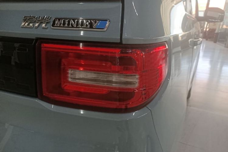 Used Wuling Hongguang MINIEV 2022 Easy Version Lithium Iron Phosphate Right Rear Taillight