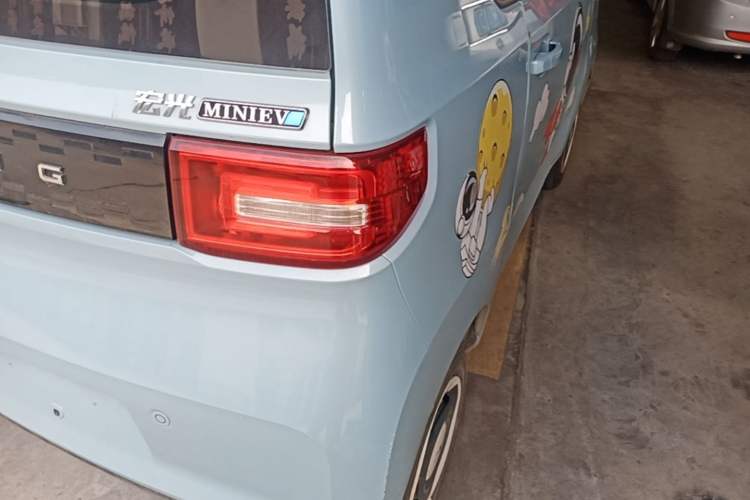 Used Wuling Hongguang MINIEV 2022 Easy Version Lithium Iron Phosphate Right Rear Taillight