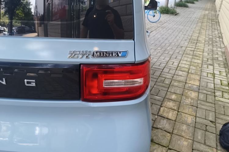 Used Wuling Hongguang MINIEV 2022 Zizai Version Lithium Iron Phosphate Right Rear Taillight