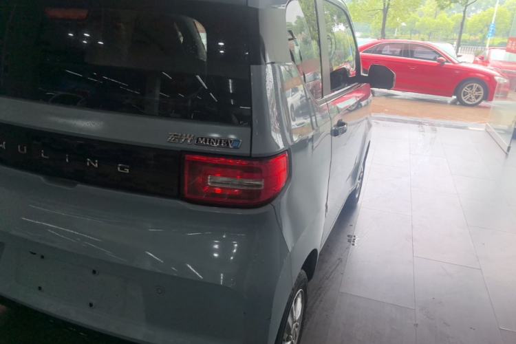 Used Wuling Hongguang MINIEV 2022 Zizai Version Lithium Iron Phosphate Right Rear Taillight