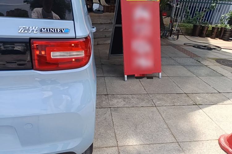 Used Wuling Hongguang MINIEV 2022 Macaron Fashion Model Lithium Iron Phosphate Right Rear Taillight