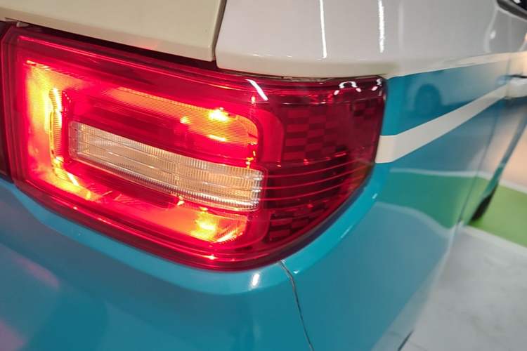 Used Wuling Hongguang MINIEV 2022 Zizai Version Lithium Iron Phosphate Right Rear Taillight