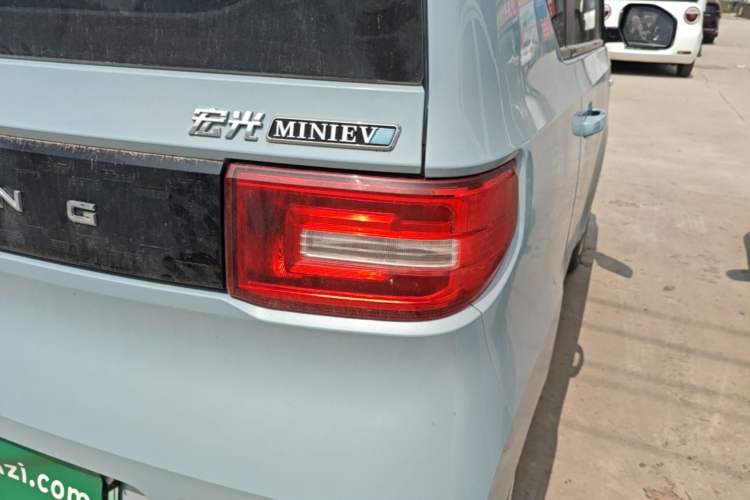Used Wuling Hongguang MINIEV 2022 Enjoy Edition Lithium Iron Phosphate Right Rear Taillight