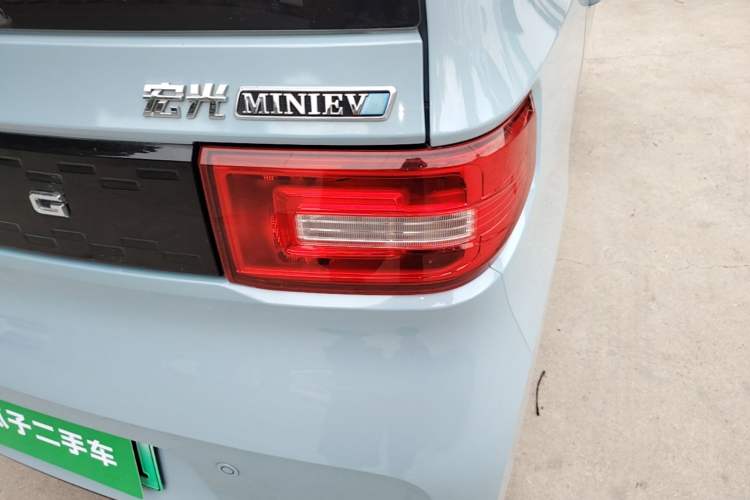 Used Wuling Hongguang MINIEV 2022 Zizai Version Lithium Iron Phosphate Right Rear Taillight