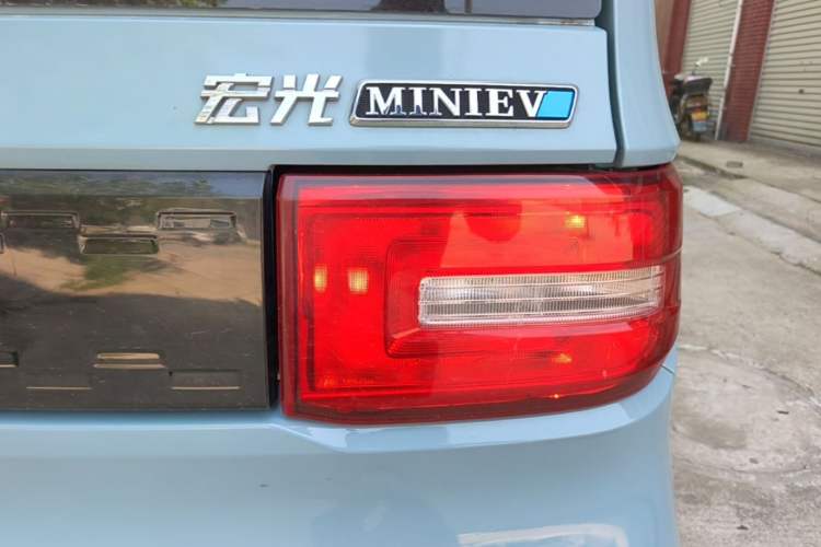 Used Wuling Hongguang MINIEV 2022 Easy Version Lithium Iron Phosphate Right Rear Taillight
