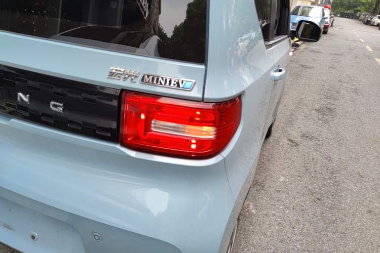 Used Wuling Hongguang MINIEV 2022 Easy Version Lithium Iron Phosphate Right Rear Taillight