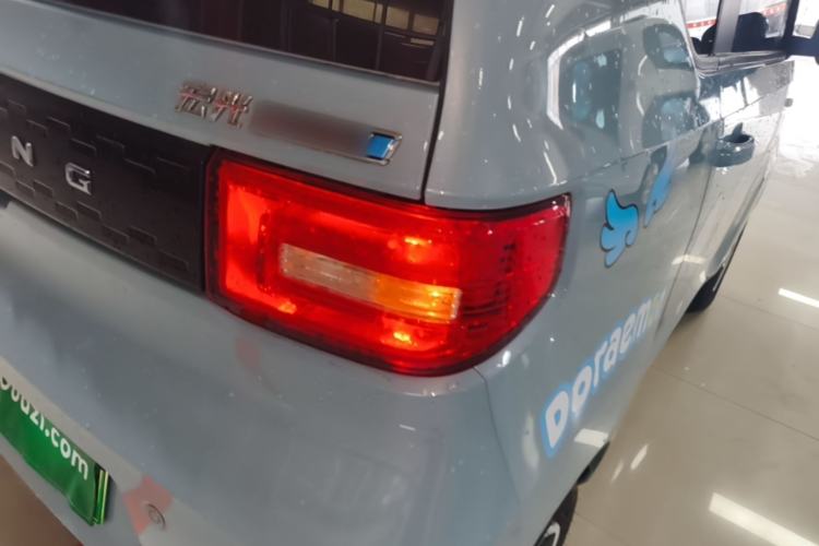 Used Wuling Hongguang MINIEV 2022 Zizai Version Lithium-NMC Right Rear Taillight