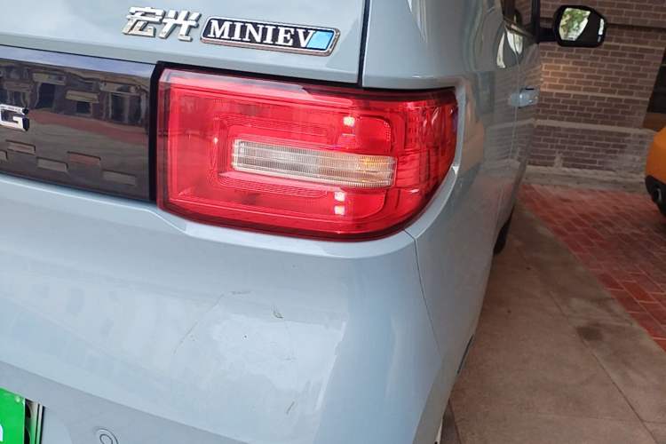 Used Wuling Hongguang MINIEV 2022 Easy Version Lithium Iron Phosphate Right Rear Taillight