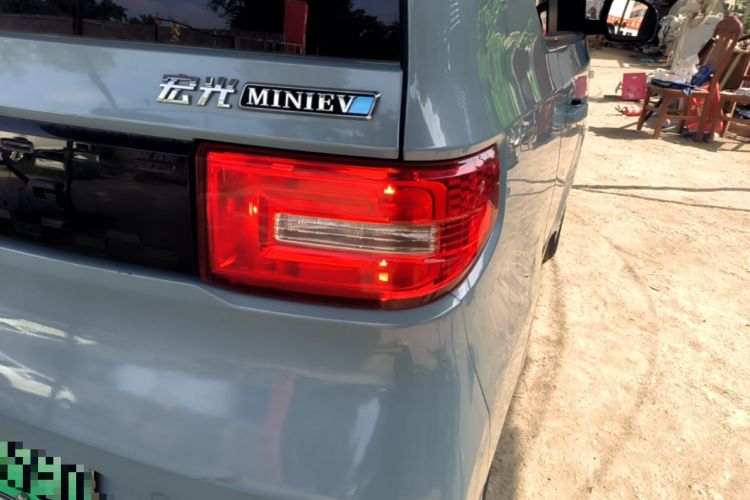 Used Wuling Hongguang MINIEV 2022 Enjoy Edition Lithium Iron Phosphate Right Rear Taillight