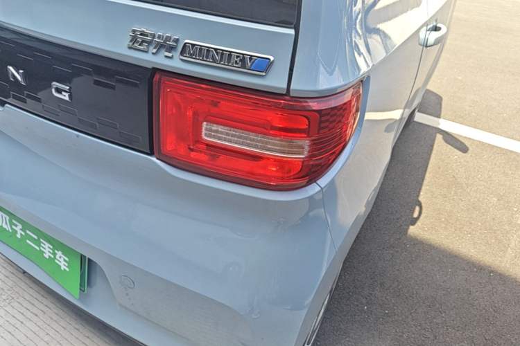 Used Wuling Hongguang MINIEV 2022 Zizai Version Lithium Iron Phosphate Right Rear Taillight
