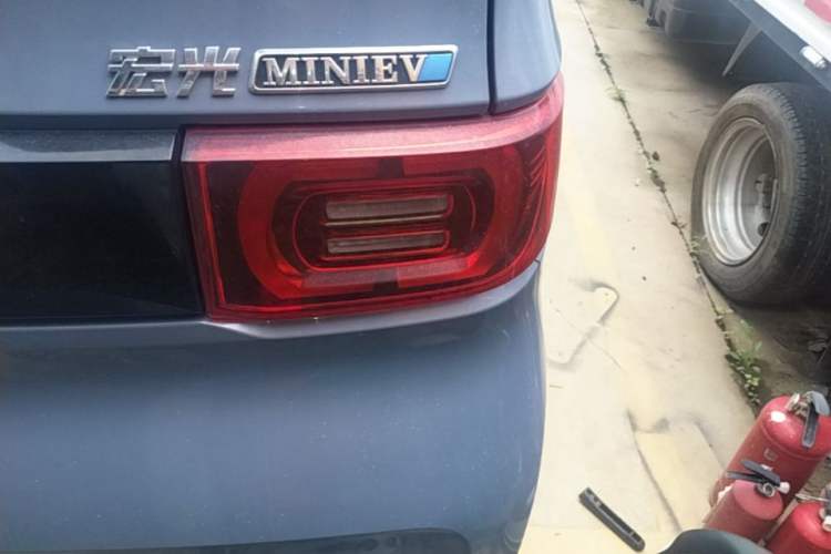 Used Wuling Hongguang MINIEV 2022 Enjoy Edition Lithium Iron Phosphate Right Rear Taillight
