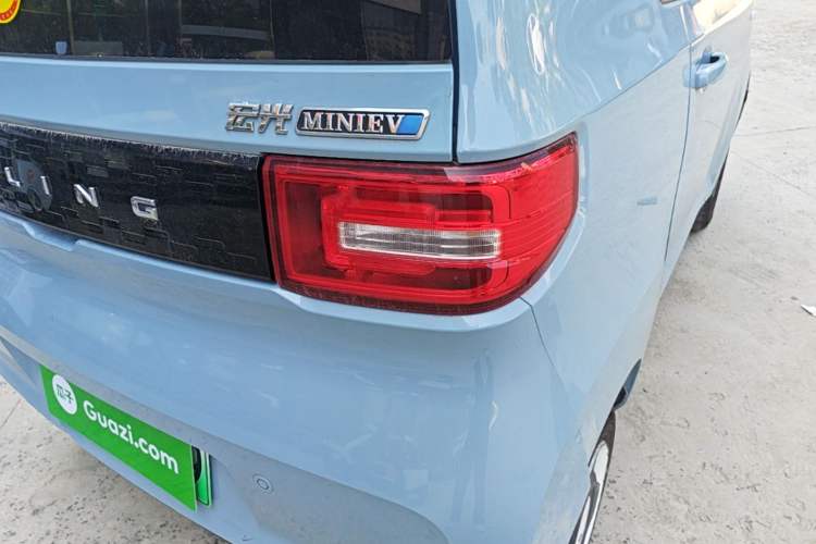 Used Wuling Hongguang MINIEV 2022 Enjoy Edition Lithium-Ion Battery Right Rear Taillight