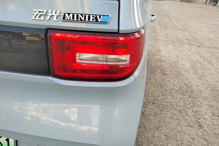 Used Wuling Hongguang MINIEV 2022 Enjoy Edition Lithium-Ion Battery Right Rear Taillight