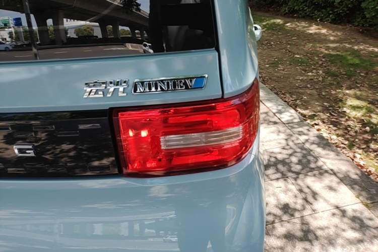 Used Wuling Hongguang MINIEV 2022 Enjoy Edition Lithium-Ion Battery Right Rear Taillight