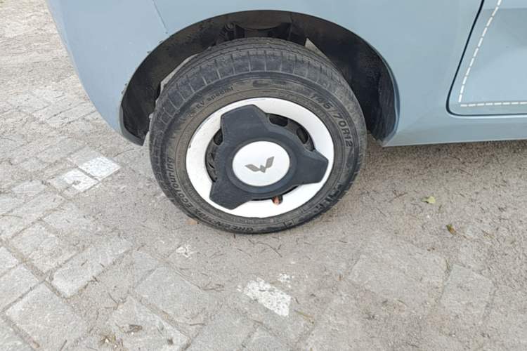 Used Wuling Hongguang MINIEV 2022 Easy Version Lithium Iron Phosphate Right Rear Wheel Hub