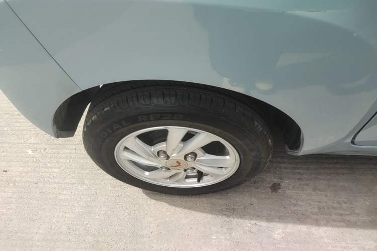 Used Wuling Hongguang MINIEV 2022 Enjoy Edition Lithium Iron Phosphate Right Rear Wheel Hub