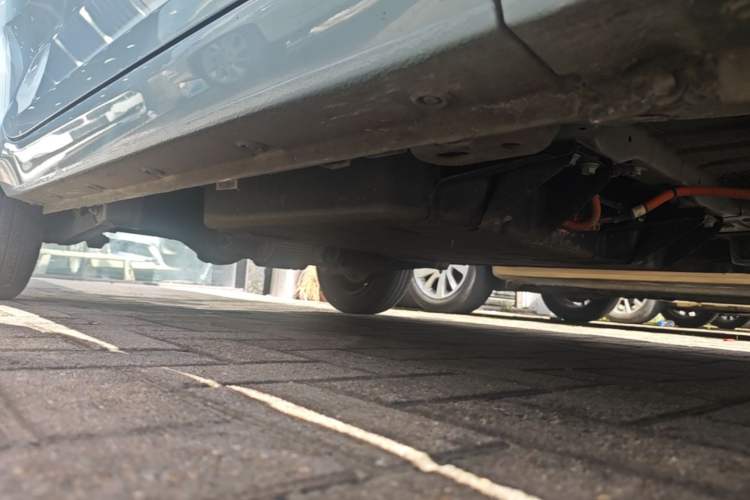 Used Wuling Hongguang MINIEV 2022 Zizai Version Lithium Iron Phosphate Right Side Sill