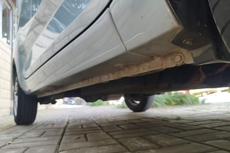 Used Wuling Hongguang MINIEV 2022 Zizai Version Lithium Iron Phosphate Right Side Sill