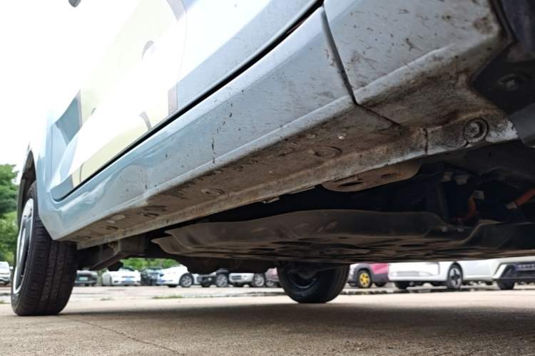 Used Wuling Hongguang MINIEV 2022 Macaron Fashion Edition Lithium-Nickel-Cobalt-Alpha-oxide Right Side Sill