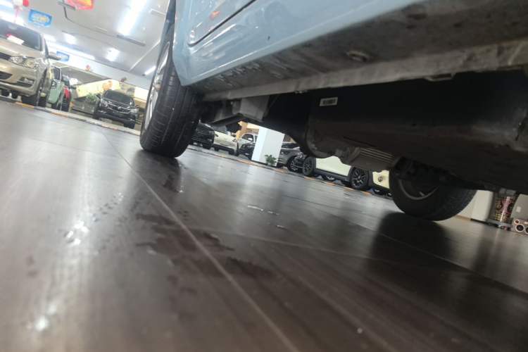 Used Wuling Hongguang MINIEV 2022 Zizai Version Lithium Iron Phosphate Right Side Sill