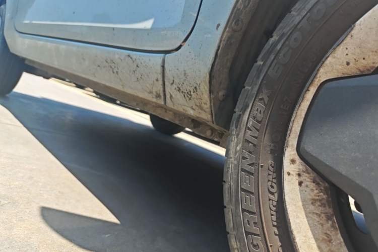 Used Wuling Hongguang MINIEV 2022 Easy Version Lithium Iron Phosphate Right Side Sill