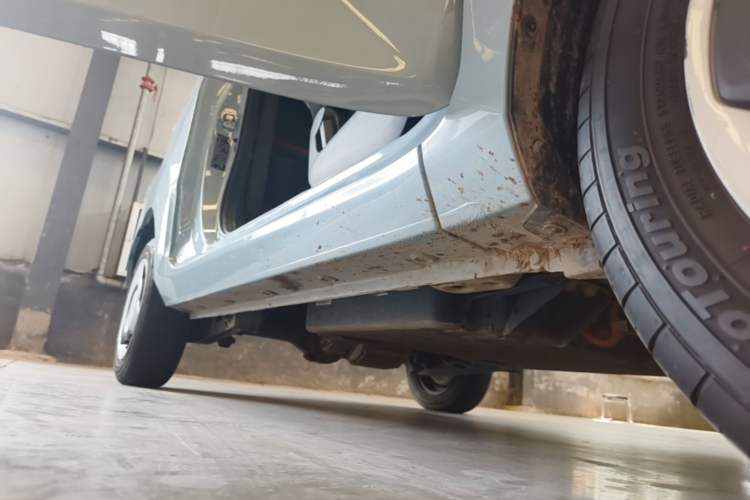 Used Wuling Hongguang MINIEV 2022 Easy Version Lithium Iron Phosphate Right Side Sill