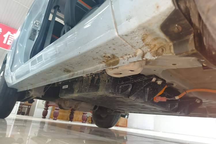 Used Wuling Hongguang MINIEV 2022 Zizai Version Lithium-NMC Right Side Sill