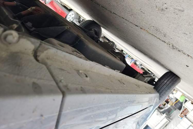 Used Wuling Hongguang MINIEV 2022 Macaron Fashion Edition Lithium-Nickel-Cobalt-Alpha-oxide Right Side Sill