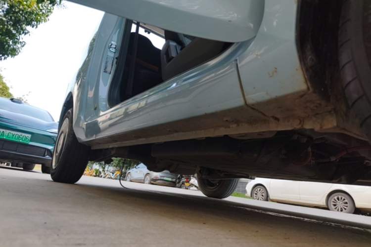 Used Wuling Hongguang MINIEV 2022 Zizai Version Lithium Iron Phosphate Right Side Sill